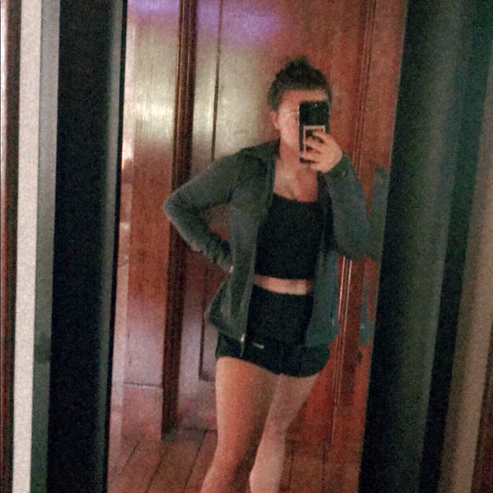 sporty zip up